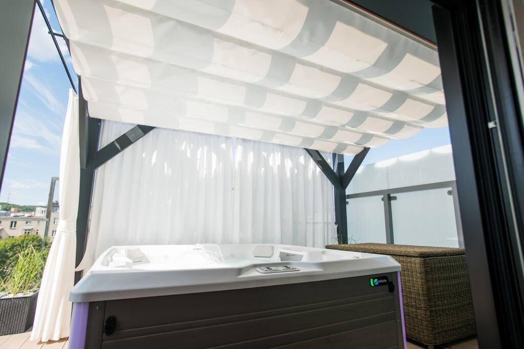 Appartamento Luksusowy Penthouse Z Jacuzzi I Widokiem Na Morze Gdynia Esterno foto